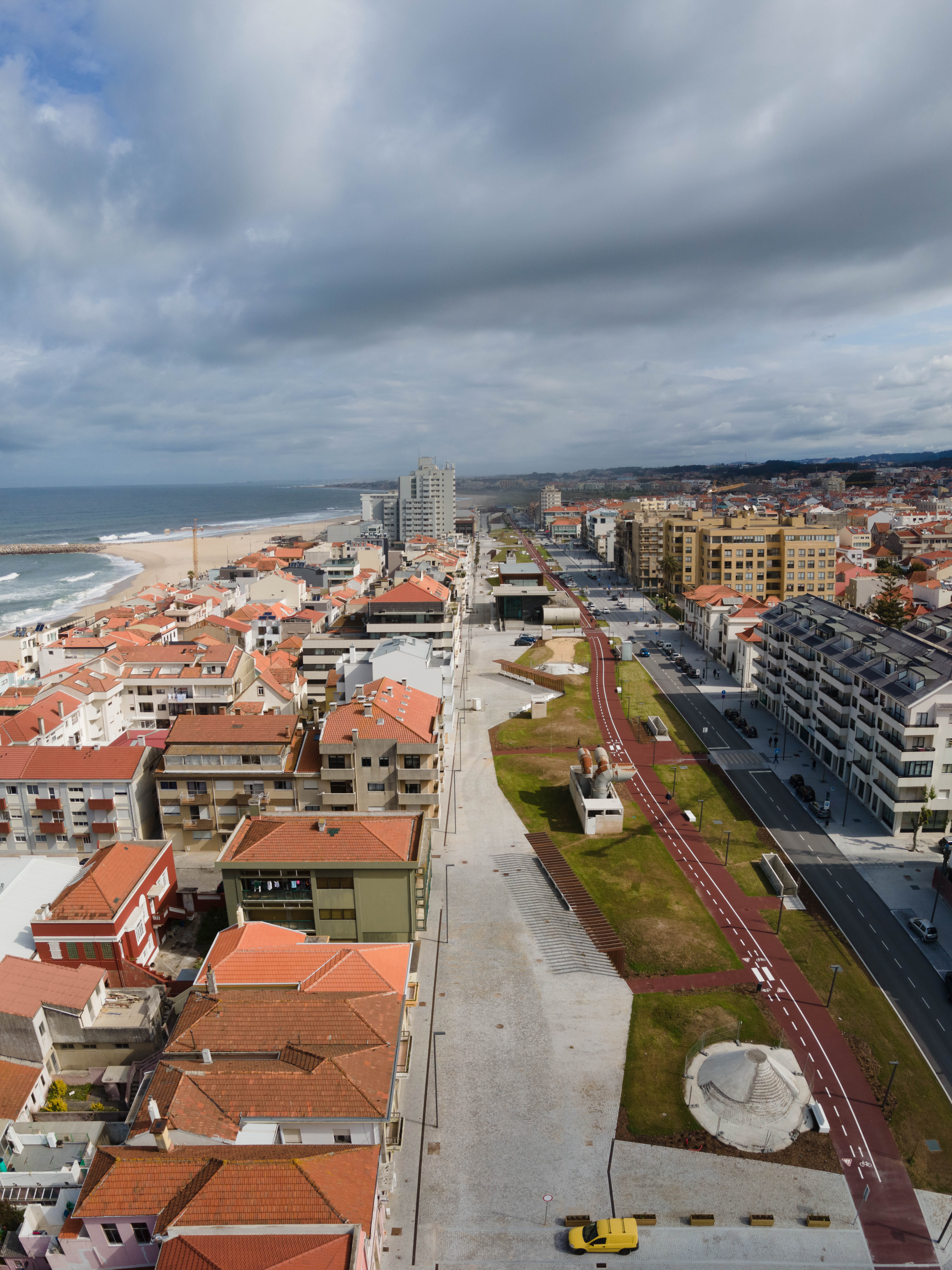 Espinho beach porto-lisbon transfer
