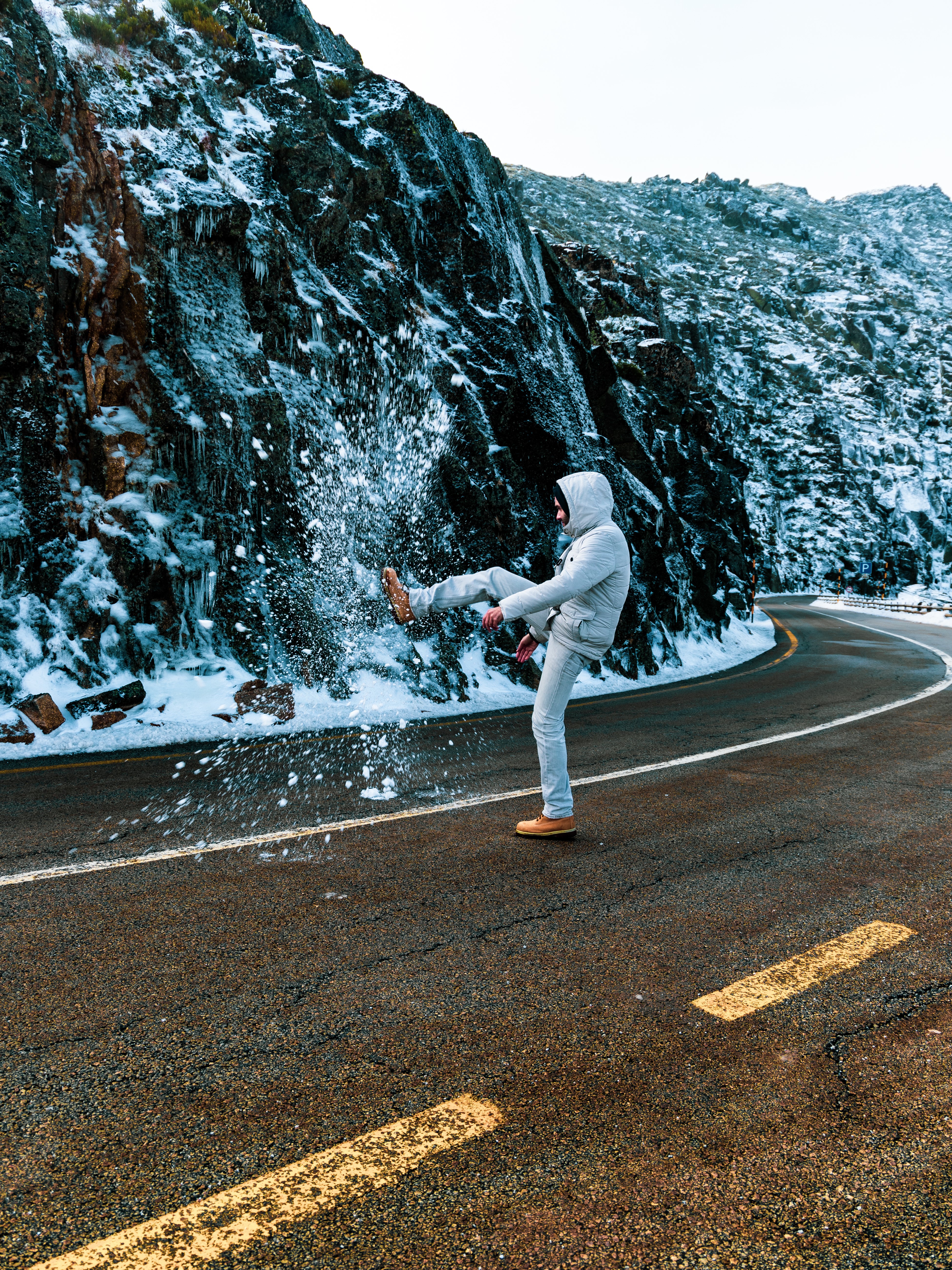 snow in serra da estrela