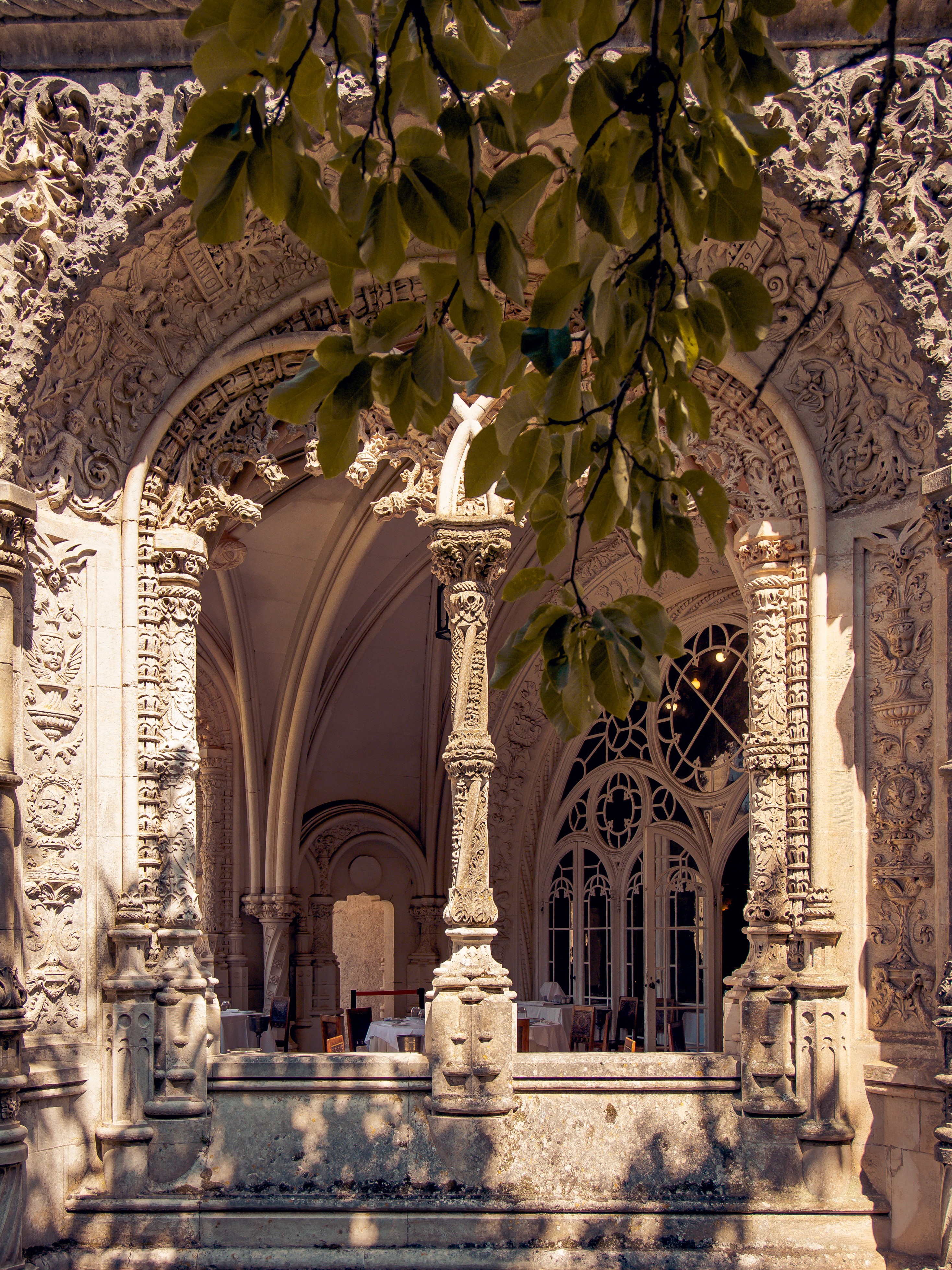 Bussaco palace tour porto-lisbon transfer