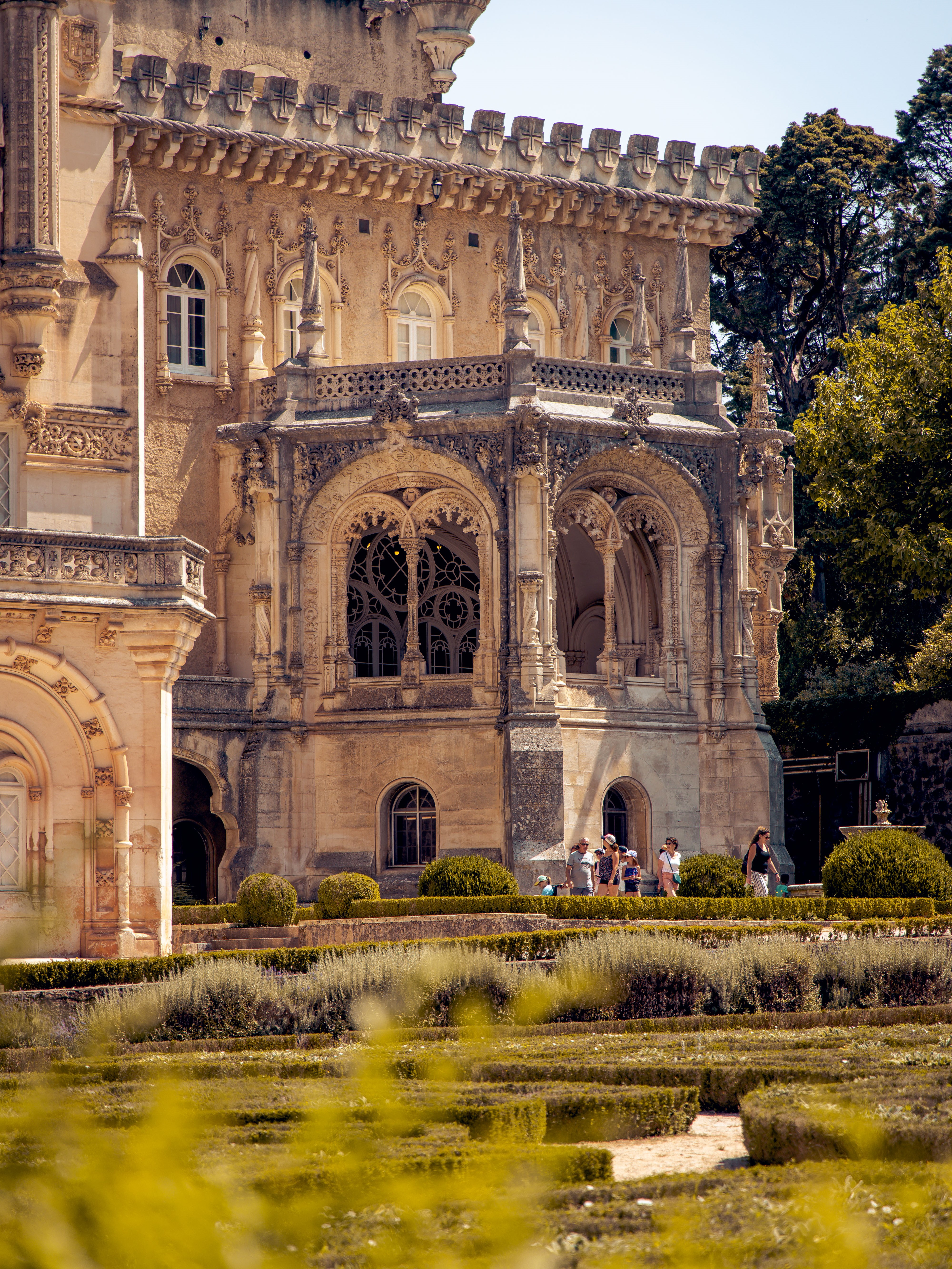 Bussaco palace tour porto-lisbon transfer