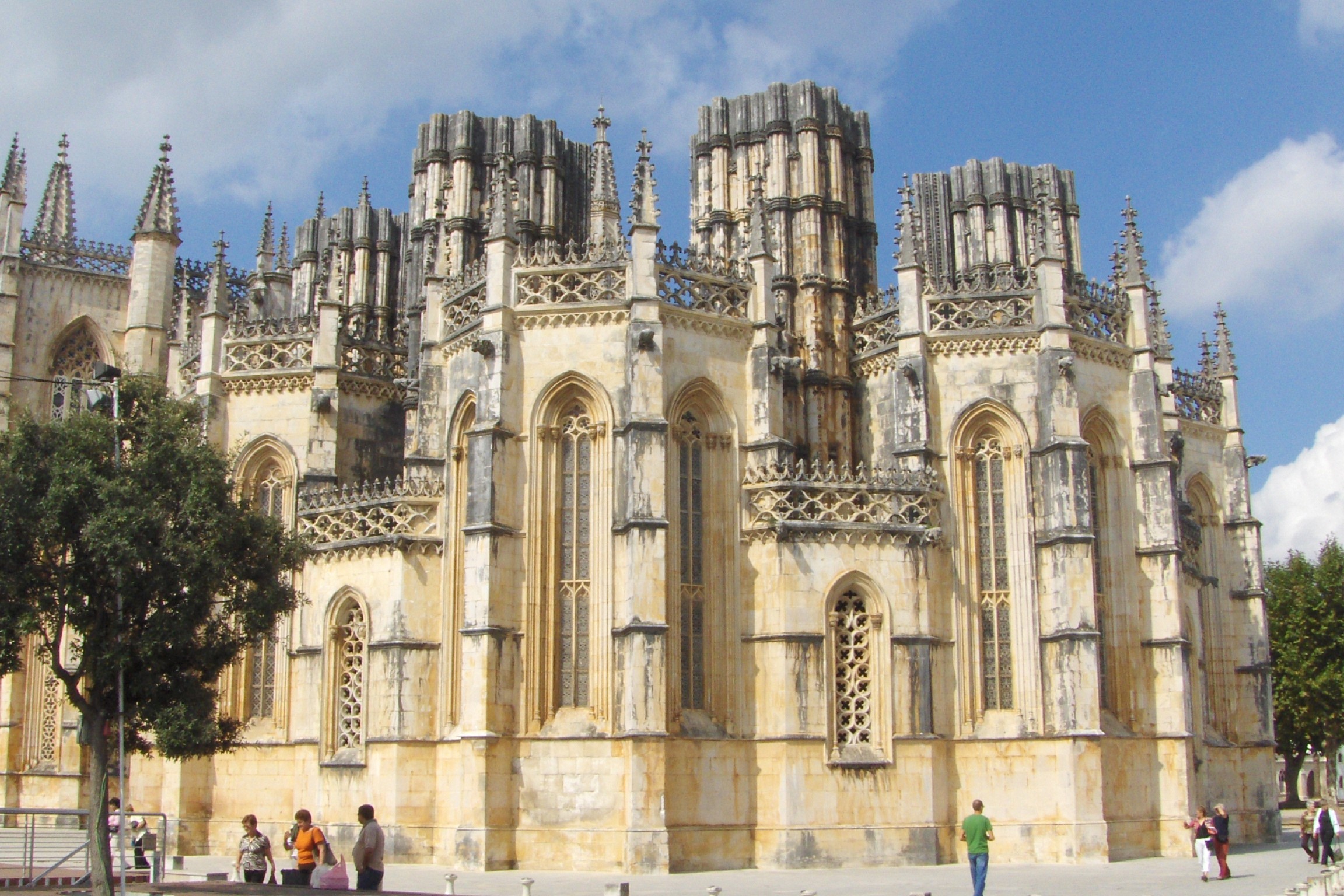 Mosteiro da Batalha Tour porto-lisbon transfer