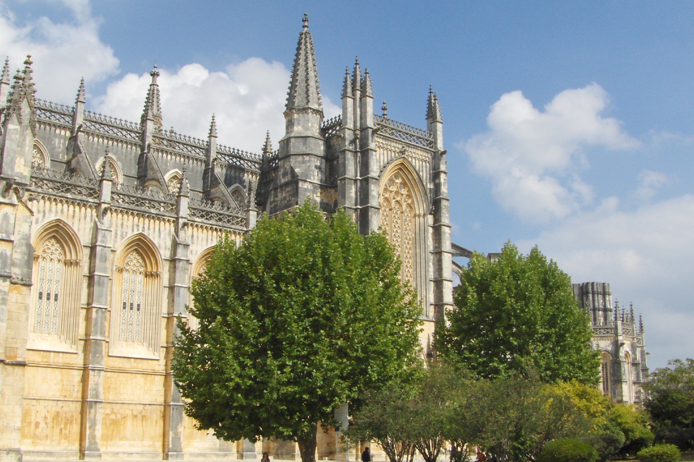 Mosteiro da Batalha Tour porto-lisbon transfer