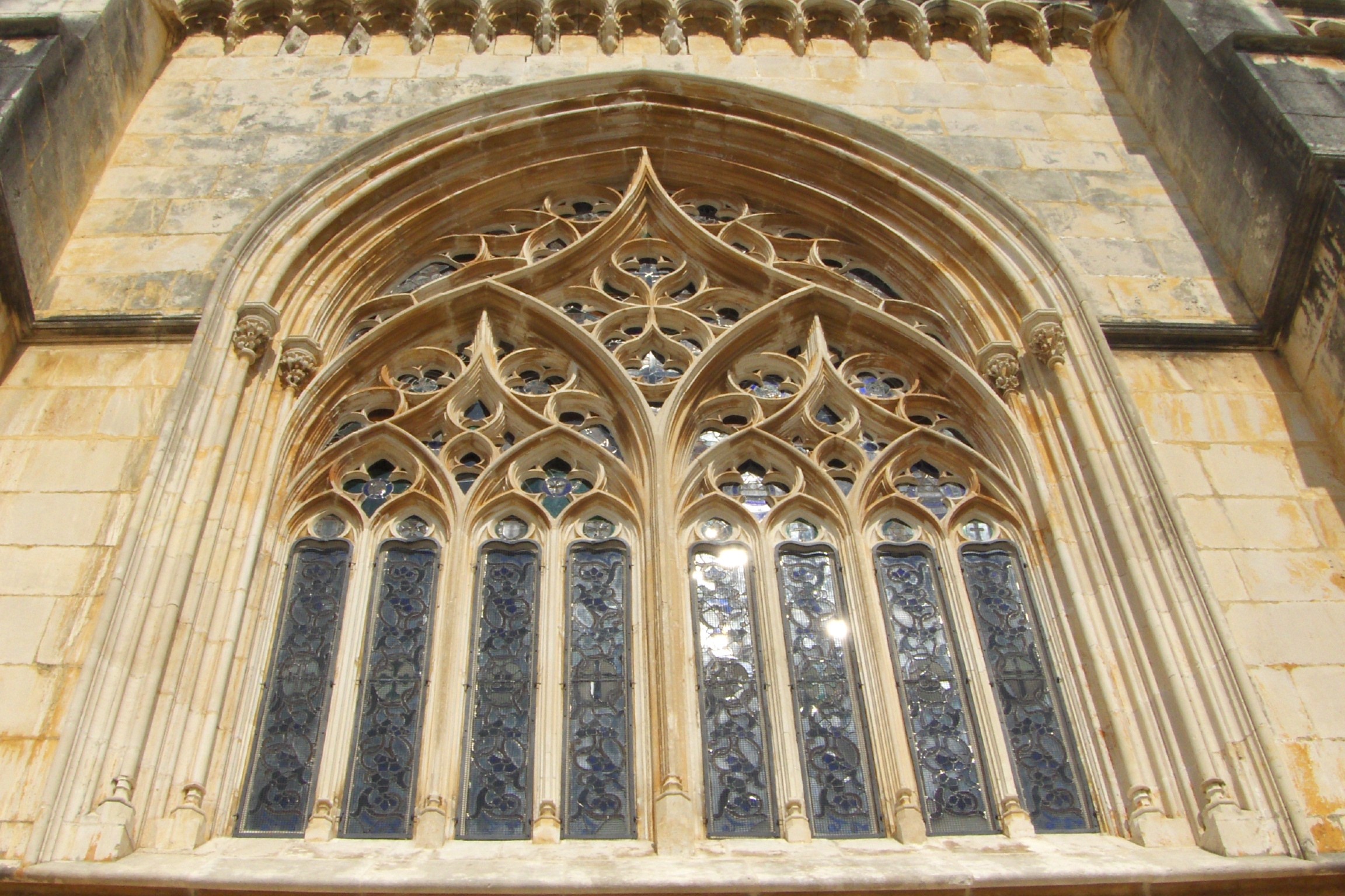 Mosteiro da Batalha Tour porto-lisbon transfer